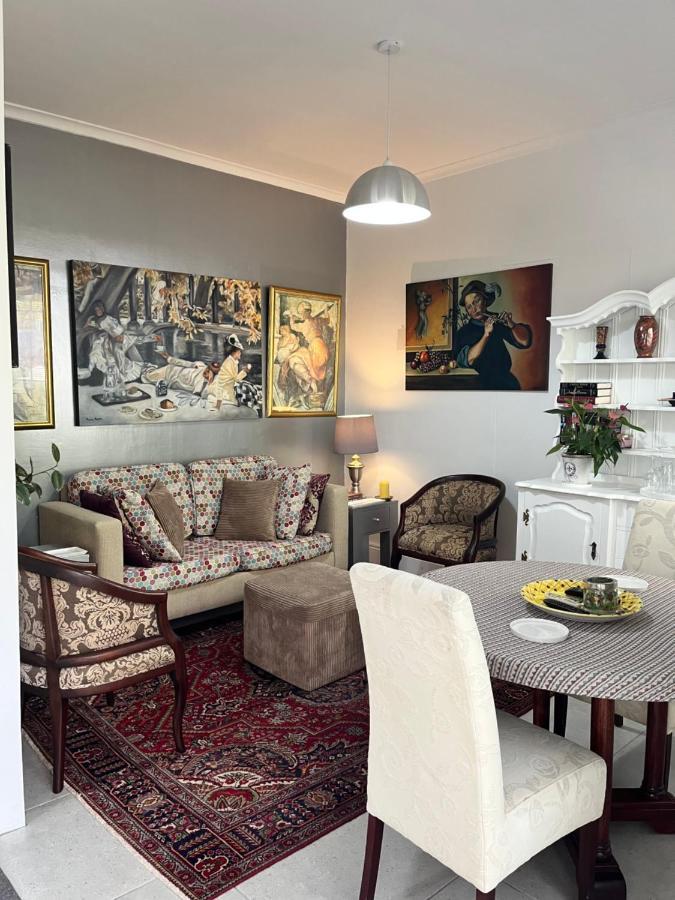 Somerset West Garden Apartments 1 Extérieur photo